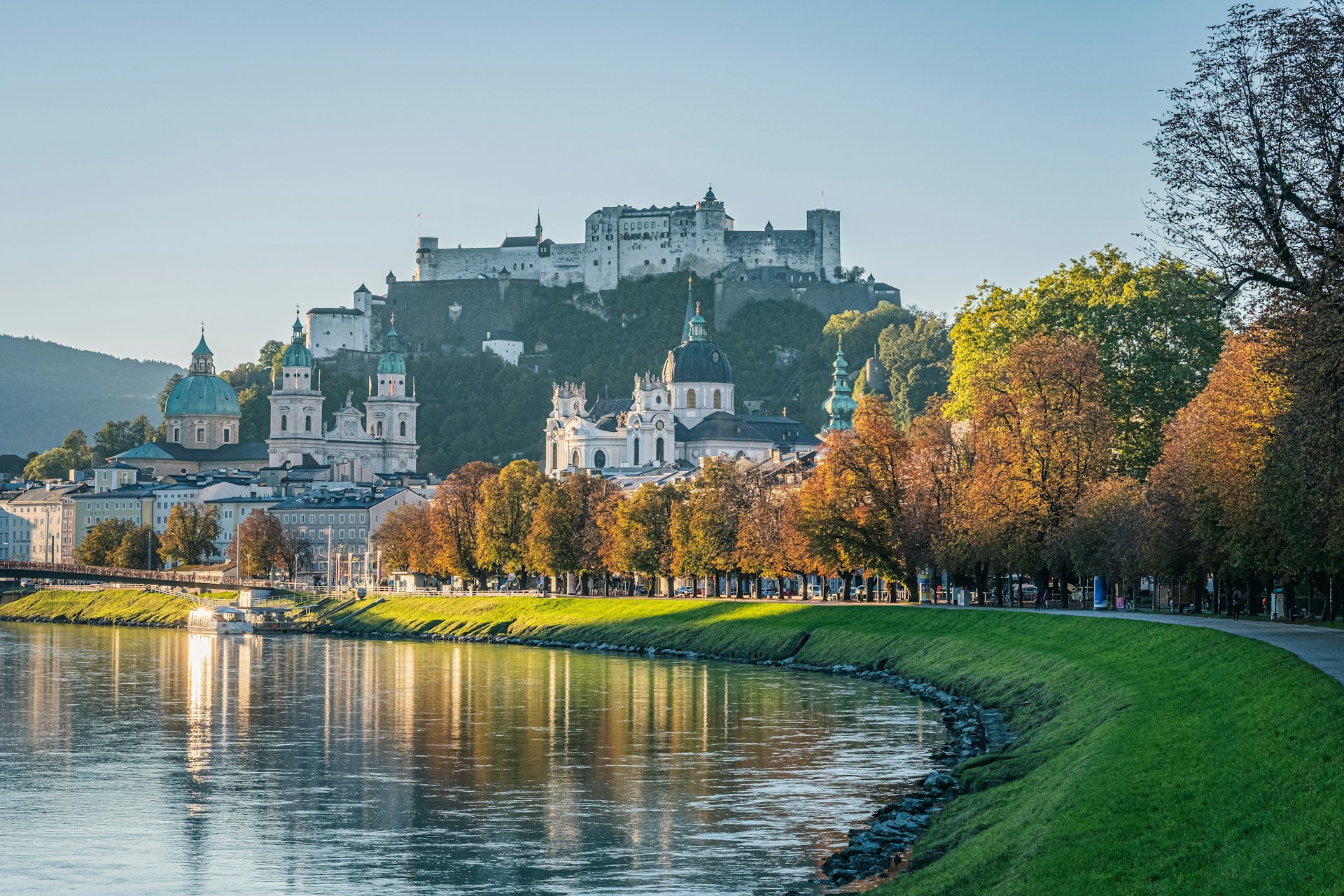 free-walking-tour-salzburg-t8FtvZ6j4_4-unsplash